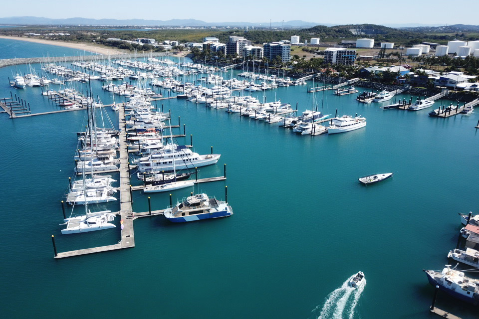 mackay-marina-village3